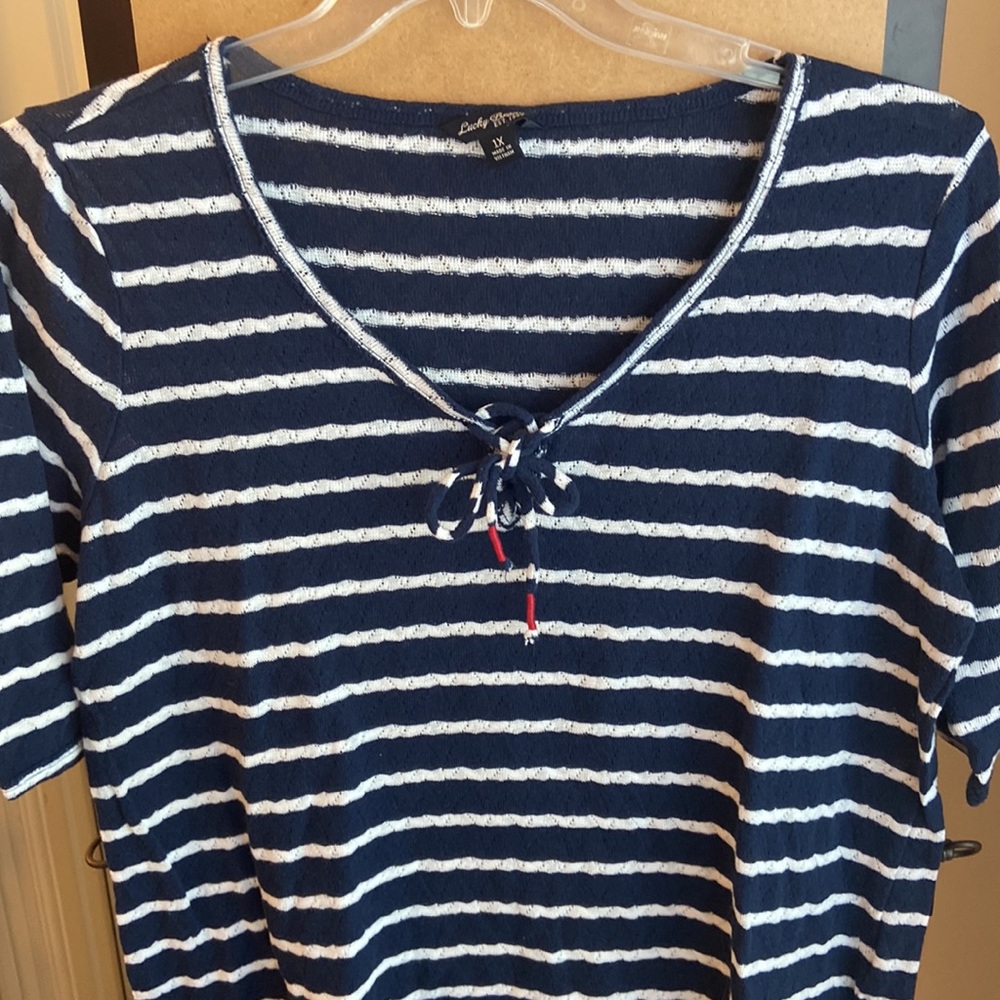 Lucky Brand vneck striped top 1X